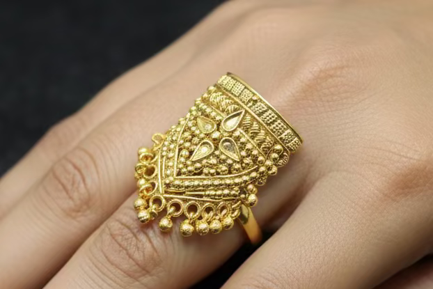 Gold plated ring finger