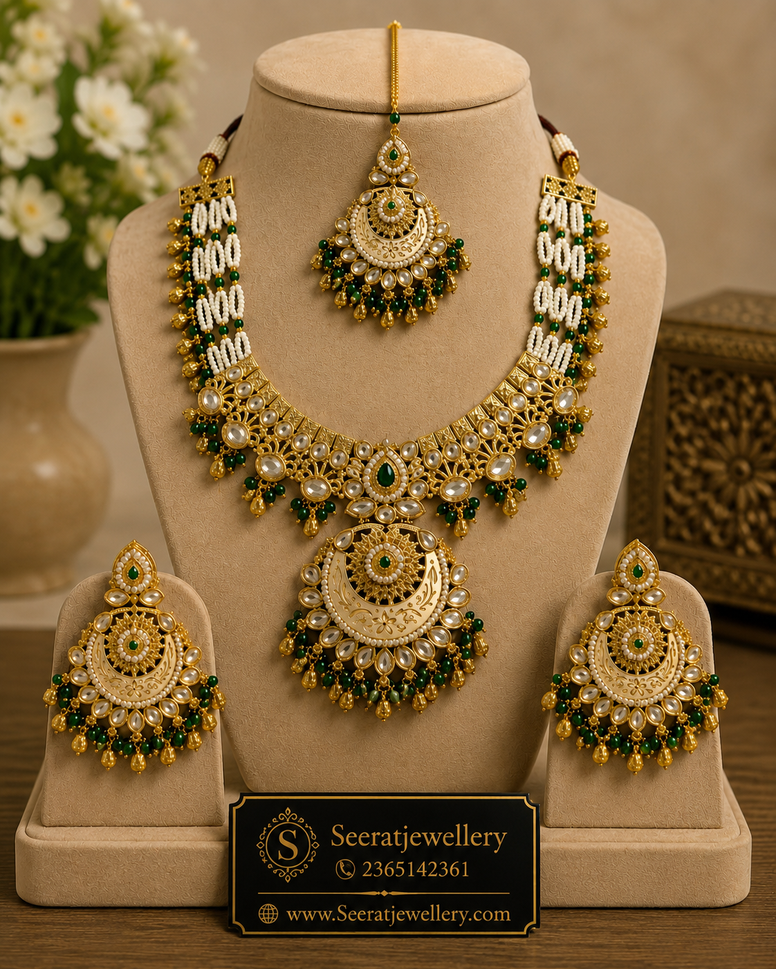 Beautiful tyani Kundan set